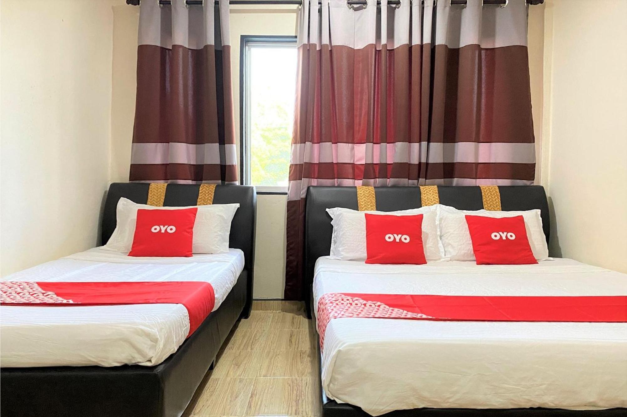 Oyo 90205 Bayu Sintok Motel تشانغلن المظهر الخارجي الصورة